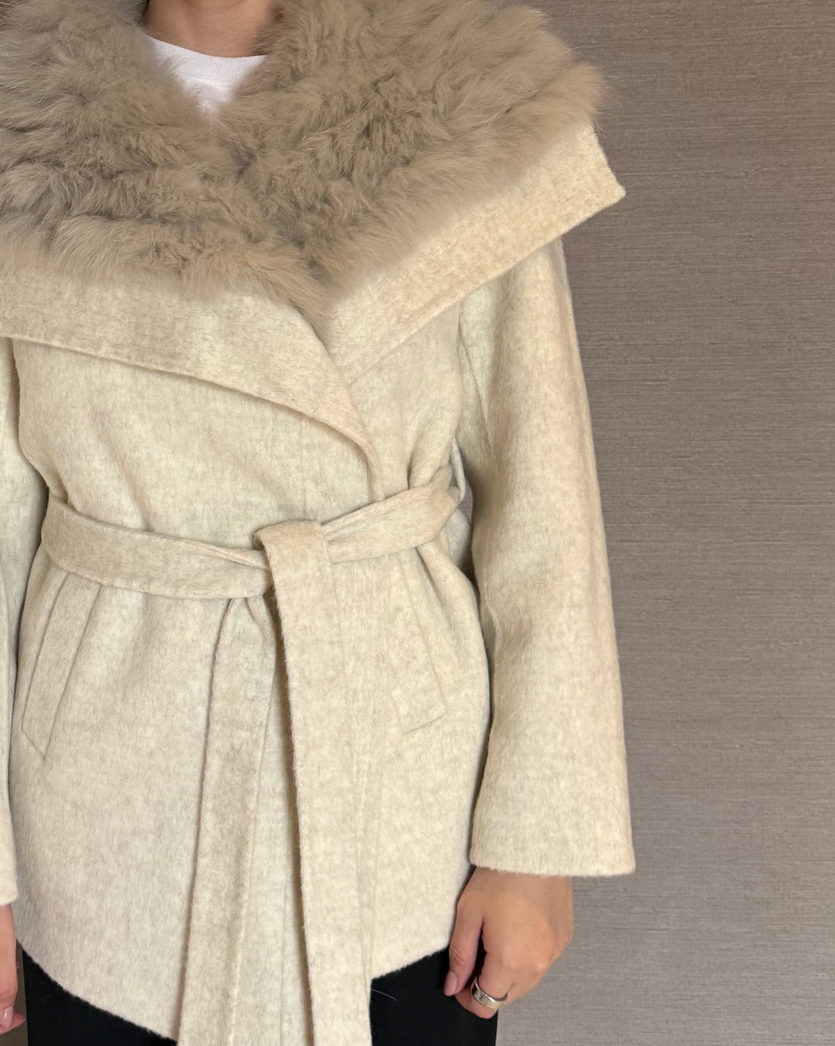 ALPACA AND FOX COAT BEIGE