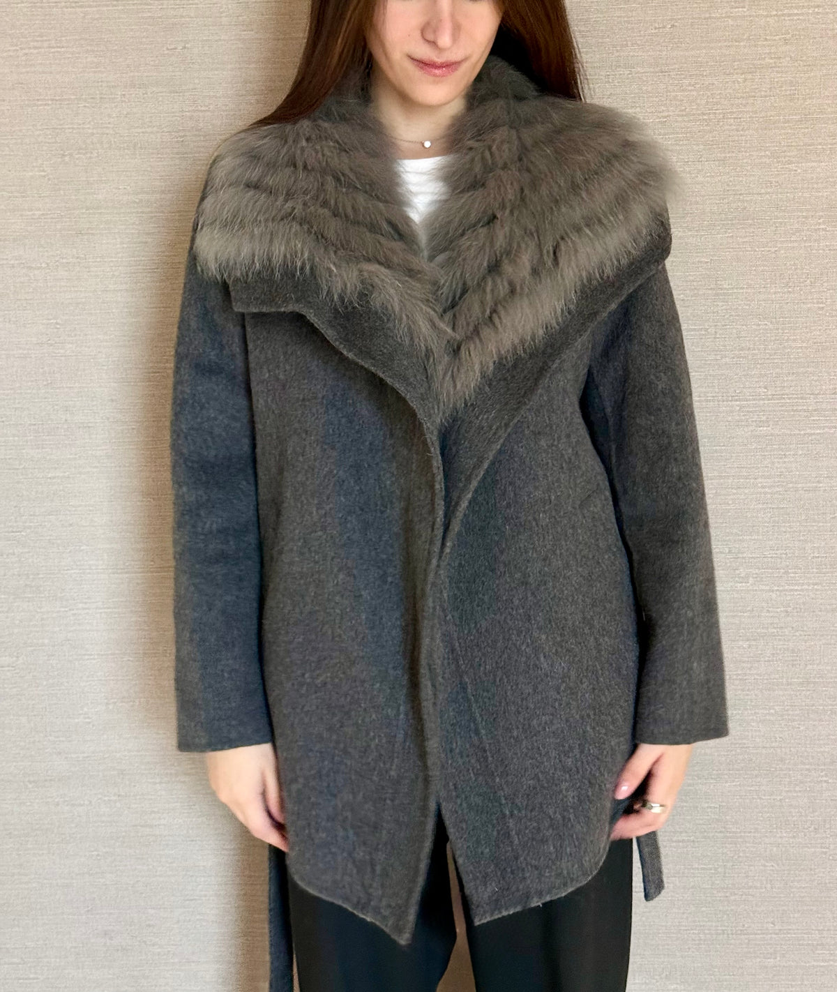 ALPACA AND FOX COAT GREY