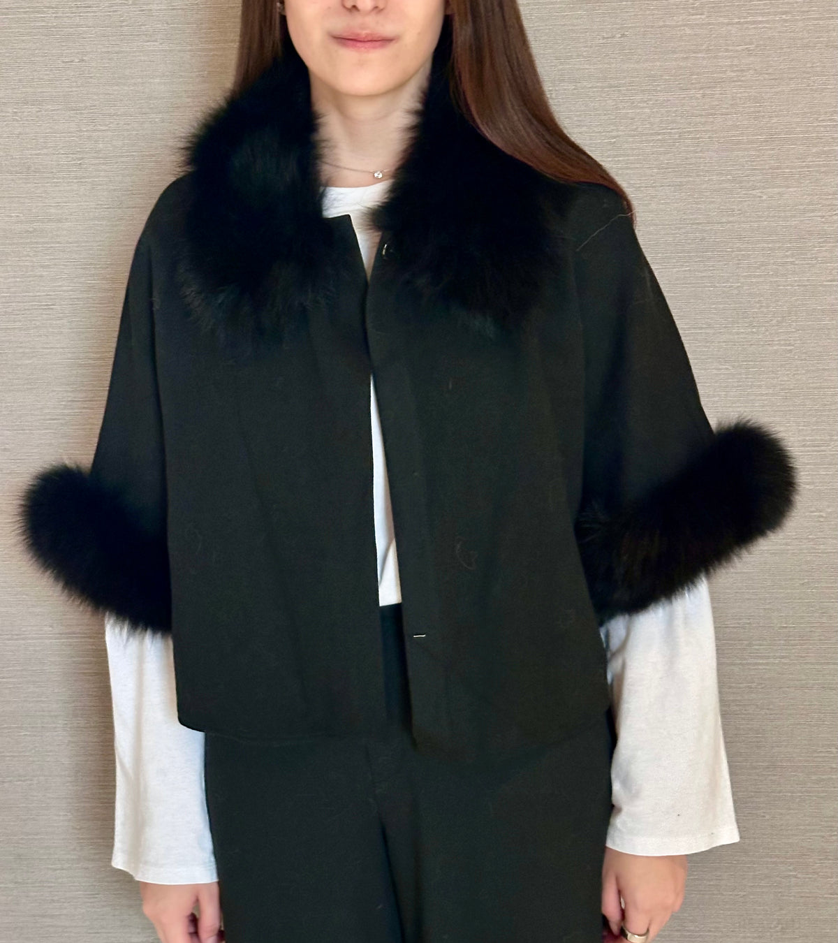 FOX COLLAR AND CUFF CAPE