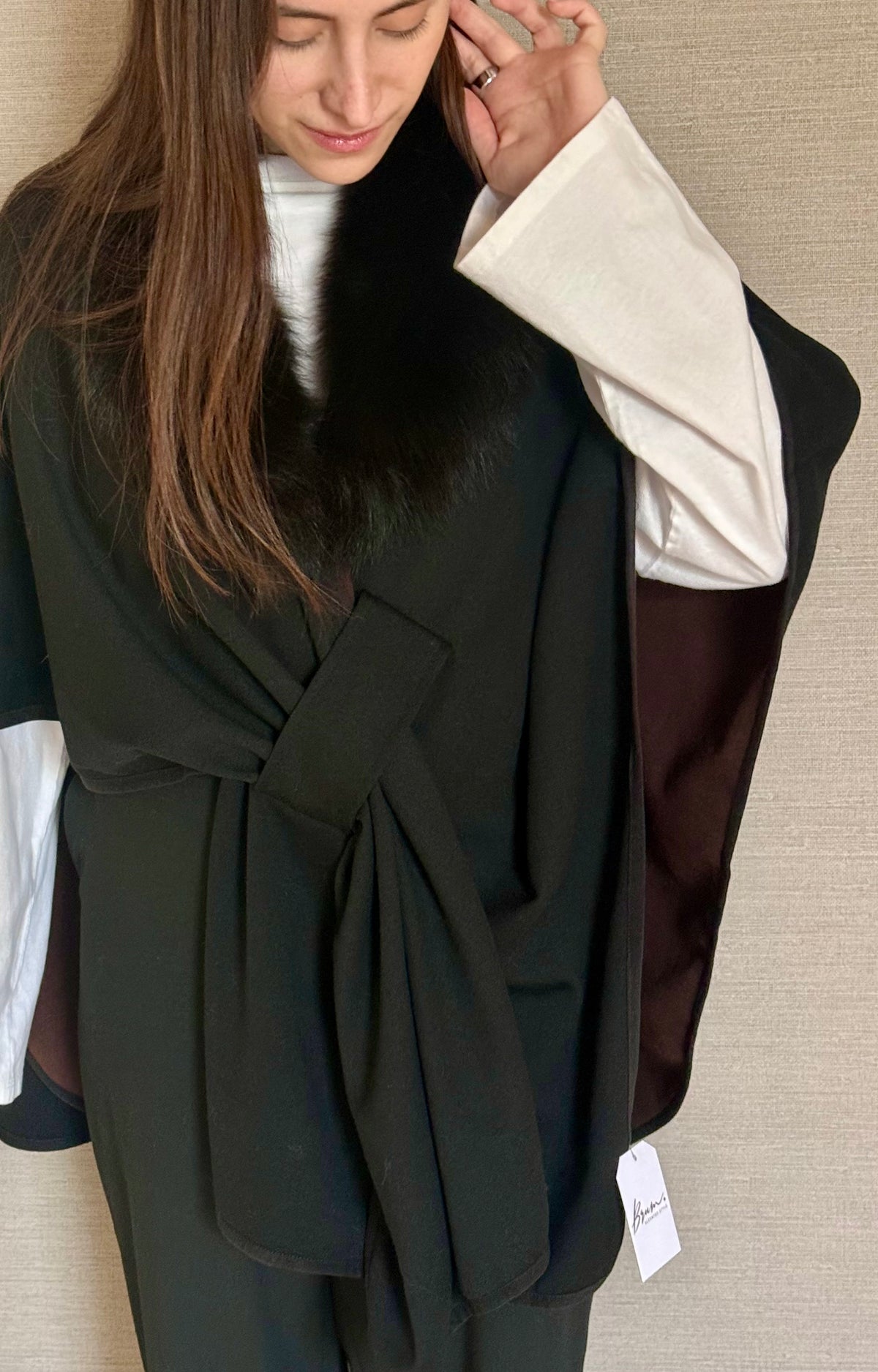 WOOL AND FOX KNOT SHAWL BLACK