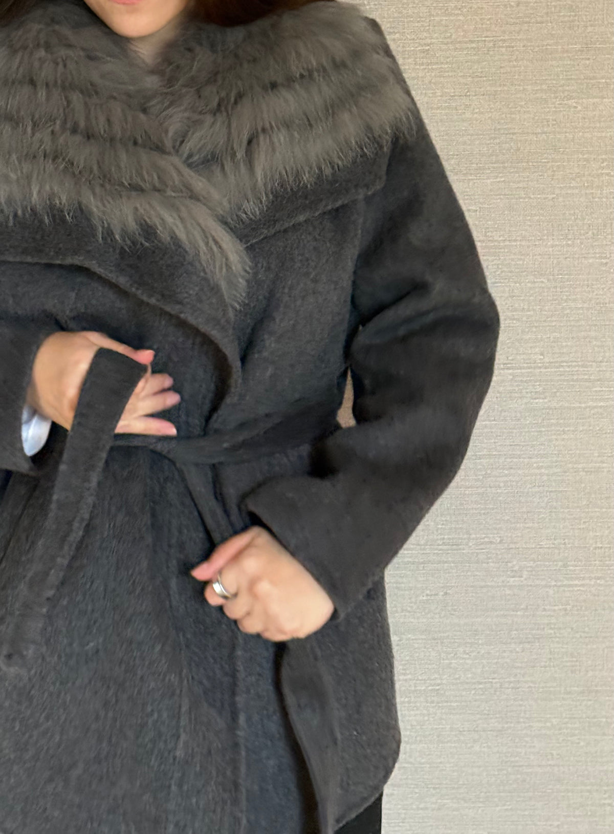 ALPACA AND FOX COAT GREY