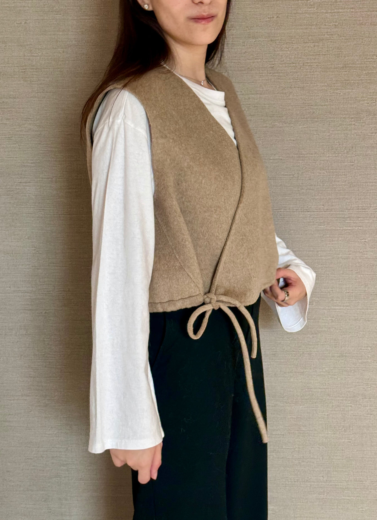WOOL SAND VEST