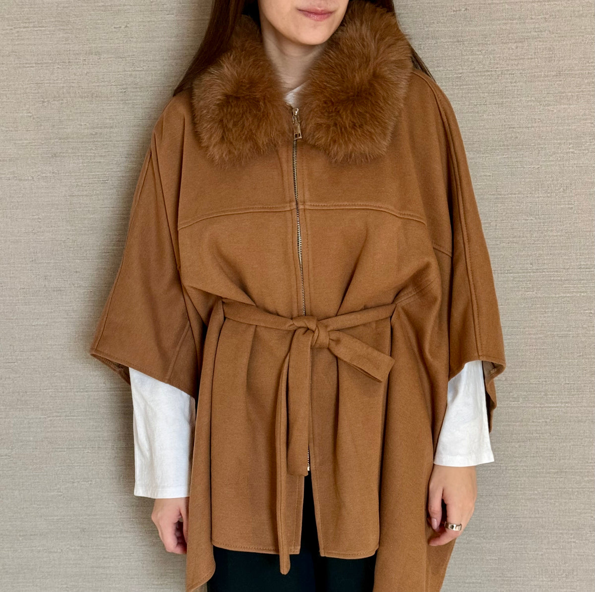 CASHMERE FOX ZIPPER AND BELT CAMEL